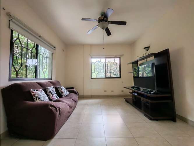 Casa en Venta en Ancón | Amplios espacios 348 m2 CT