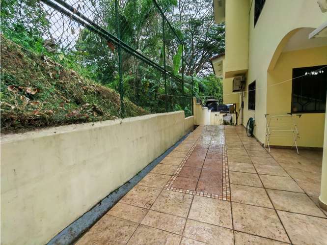 Casa en Venta en Ancón | Amplios espacios 348 m2 CT