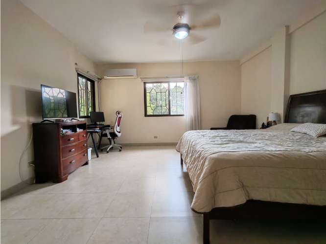 Casa en Venta en Ancón | Amplios espacios 348 m2 CT