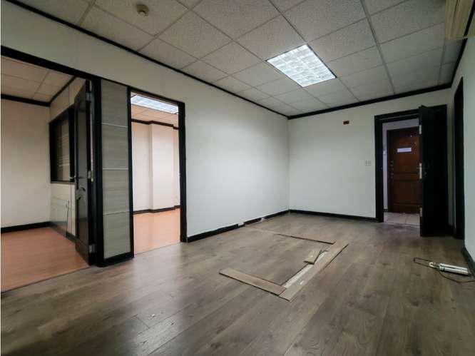 Oficina en Venta en el Dorado | Plaza Camino de Cruces | CT