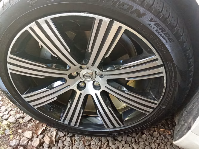 Volvo XC90 B6 4WD 2022 EXCELENTES CONDICIONES - Imagen 10