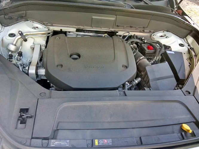 Volvo XC90 B6 4WD 2022 EXCELENTES CONDICIONES - Imagen 11