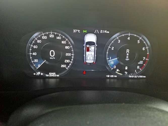 Volvo XC90 B6 4WD 2022 EXCELENTES CONDICIONES - Imagen 12