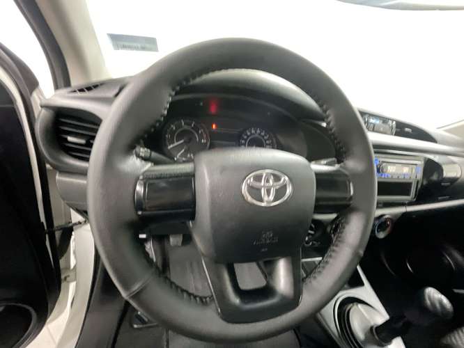 TOYOTA HILUX - 2024 - PPHX - Automarket - Imagen 6