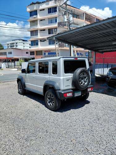 2025 Suzuki Jimny GLX - 2428 km - garantía de agencia hasta noviembre 2028 - Imagen 3
