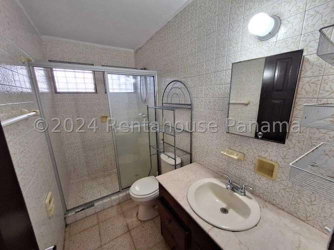 Alquiler casa en El Dorado, Panamá - patio y vista a la ciudad | gVIK-24-7471 - Imagen 20