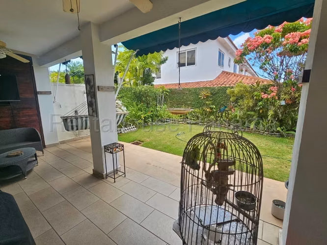 Alquiler casa Versalles, Quintas de Versalles con jardín | gVIK-27-2833 - Imagen 15