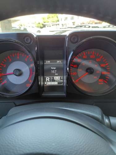 2025 Suzuki Jimny GLX - 2509 km - garantía de agencia hasta noviembre 2028 - Imagen 11