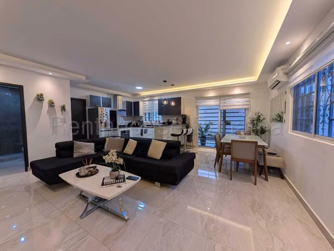 Venta de Casa en Nuevo Reparto, Diseño Moderno y Acogedor 27LGG2876 - Imagen 6