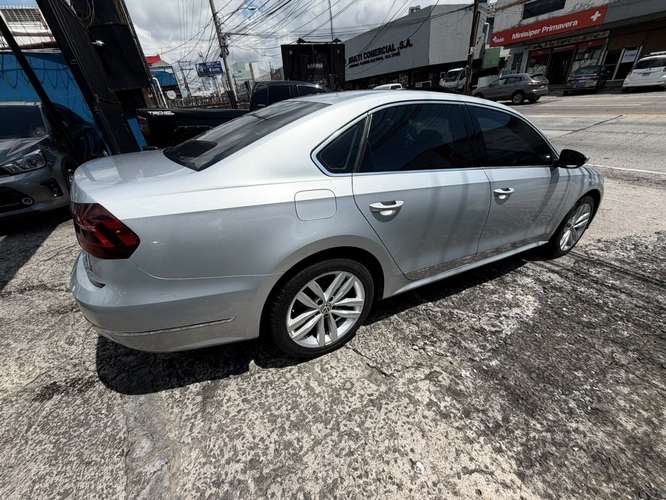 VOLSKWAGEN PASSAT 2019 AUTOMATICO UNICO DUEÑO COMO NUEVO POCO USO