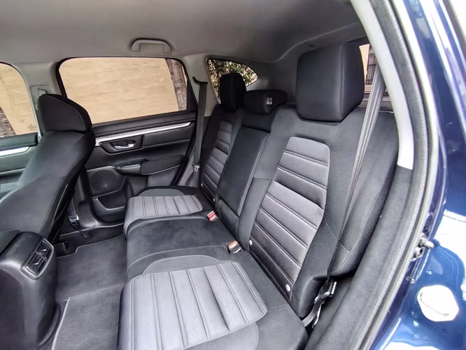 HONDA CRV 2017 AUTOMÁTICA ÚNICO DUEÑO NEGOCIABLE  - Imagen 5