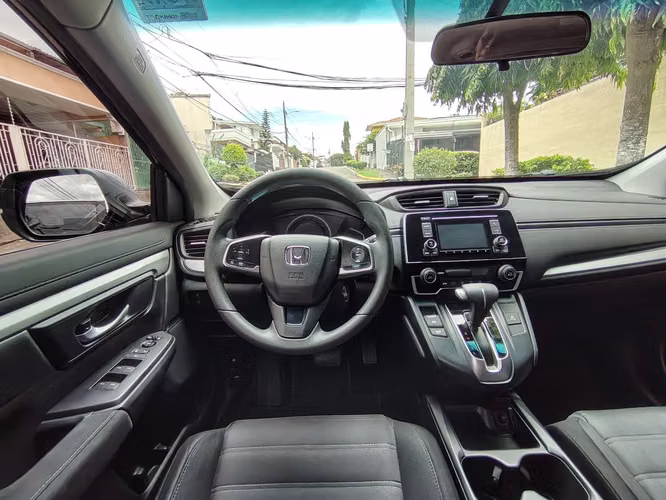 HONDA CRV 2017 AUTOMÁTICA ÚNICO DUEÑO NEGOCIABLE  - Imagen 16