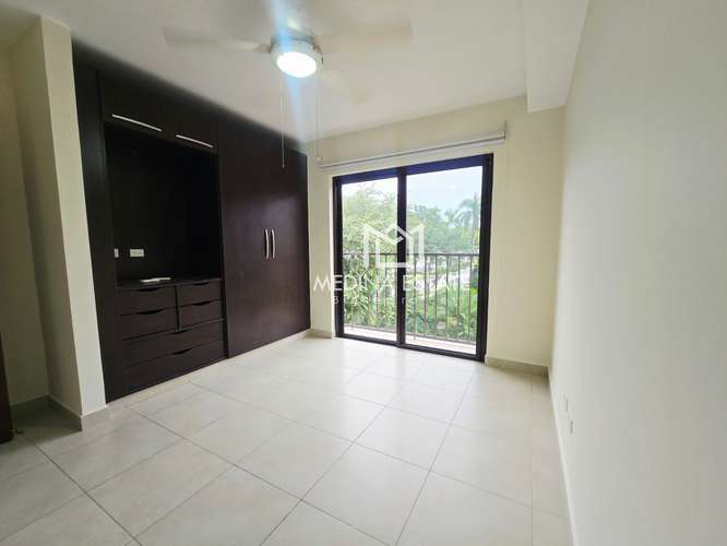 Alquiler Apartamento Clayton Embassy Club  3 recámaras, balcón y vista a la naturaleza