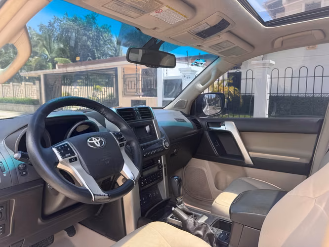 Toyota Land Cruiser Prado 2011 VX - Imagen 8