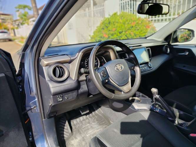 TOYOTA RAV4 2014 AUTOMÁTICA ÚNICO DUEÑO NEGOCIABLE  - Imagen 4
