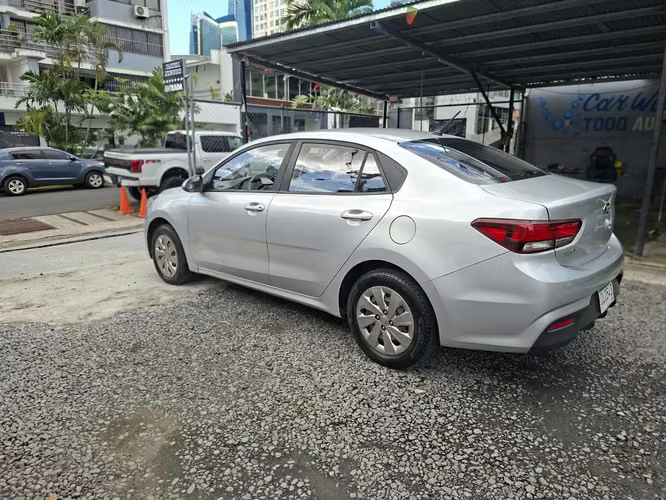 KIA RIO 2018 - Imagen 5