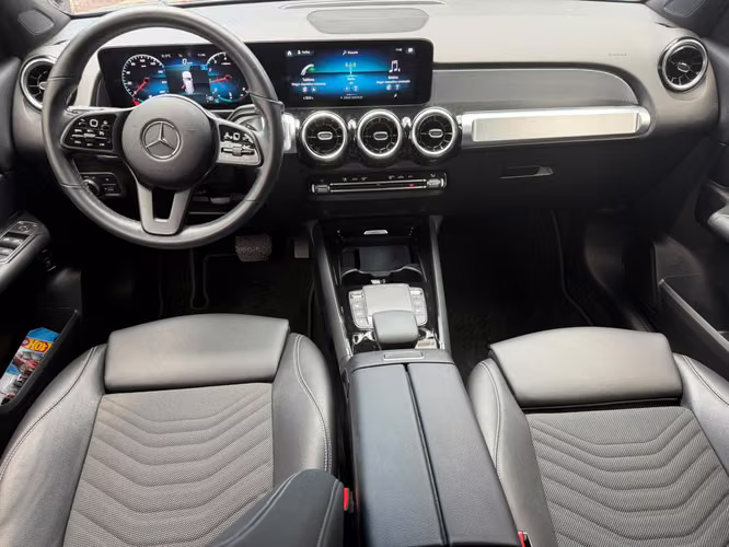 Mercedes Benz GLB