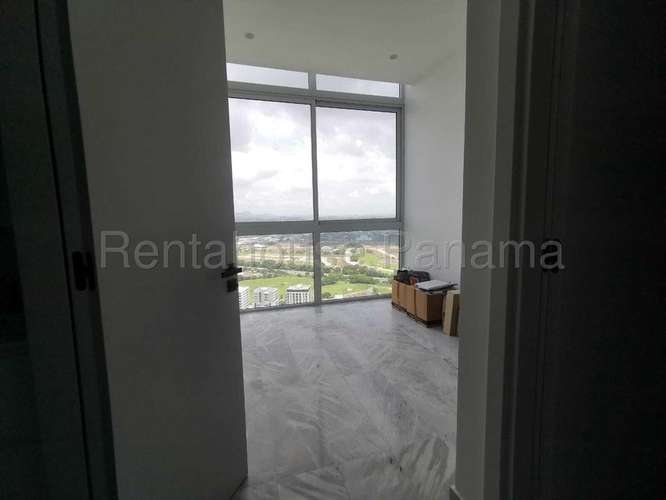 Penthouse en Alquiler en PH Ivy Tower, Santa María KC