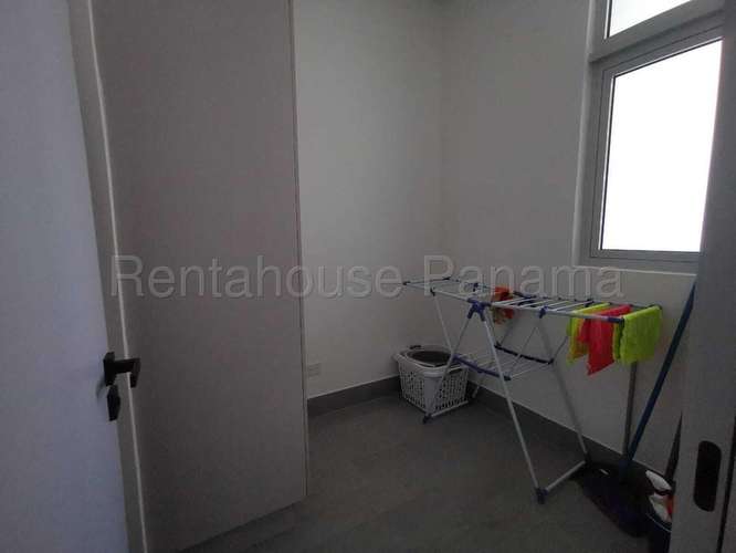 Penthouse en Alquiler en PH Ivy Tower, Santa María KC