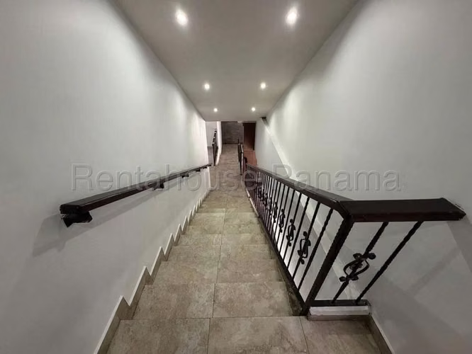 Casa Comercial en Alquiler en El Cangrejo KC - Imagen 12