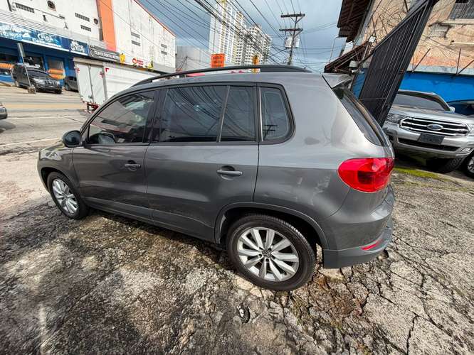 Oferta VOLSKWAGEN TIGUAN 2017 AUTOMATICA UNICA DUEÑA CON MANTENIMIENTOS DE AGENCIA SOLO (29 MIL KLM)