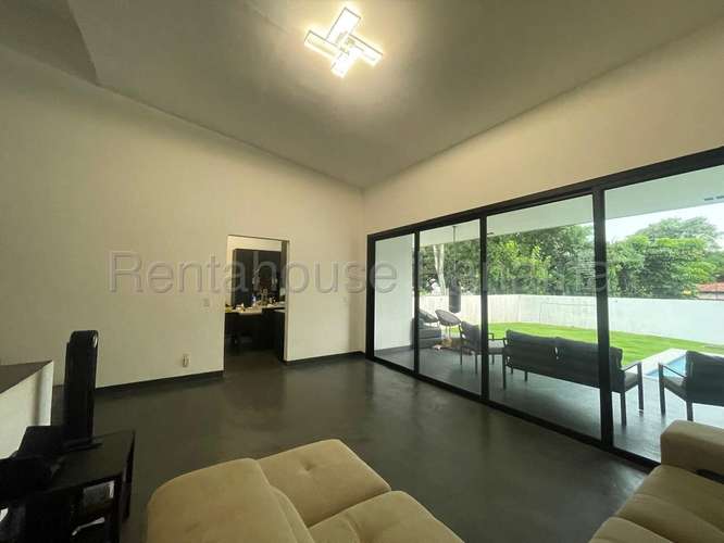 Venta casa en Los Angeles, Betania - con piscina y jardín | uVIK-27-2094 - Imagen 4