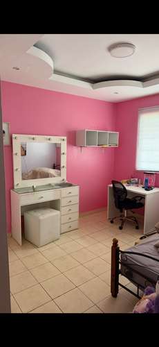 Se alquila cuarto amoblado  - Imagen 2