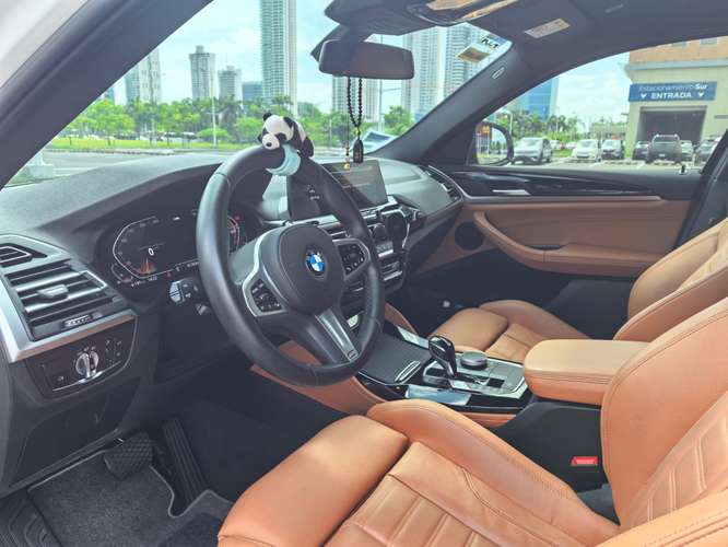 BMW X4 Paquete M 2024 COMO NUEVO 