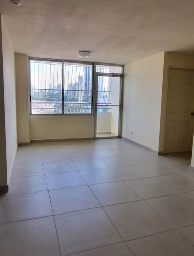 Se alquila apartamento en la Avenida Fernández de Cordoba
