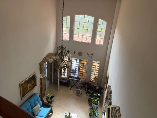 SE VENDE AMPLIA CASA ANCON LAS HUACAS RAINFOREST VILLAS 523M  2 PISOS