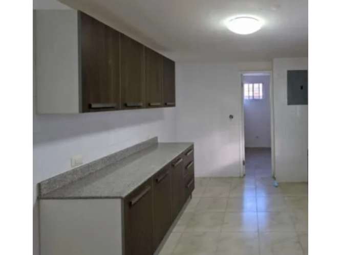 SE ALQUILA CASA DUPLEX 204M EN PLAYA DORADA RESIDENCIAL PLAYAMAR VACIA - Imagen 8
