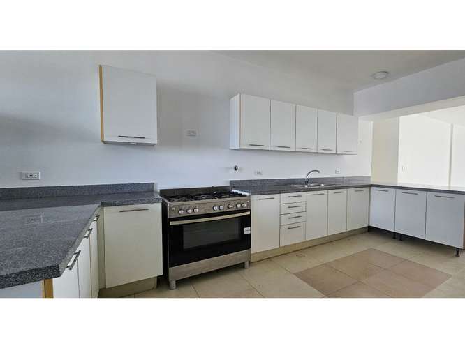 AV BALBOA / WATERS ON THE BAY / 269M / LINEA BLANCA / VISTA AL MAR