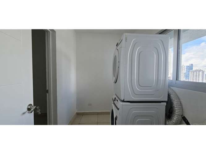 AV BALBOA / WATERS ON THE BAY / 269M / LINEA BLANCA / VISTA AL MAR