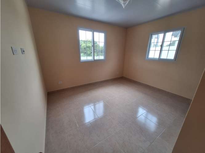 SE VENDE CASA COCLÉ SUMMER HILL SANTA CLARA 280M 2 NIVELES NUEVA - Imagen 17