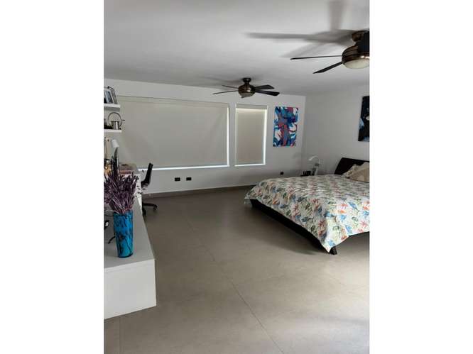 BETANIA / LOS ANGELES / 484M / 4 HABITACIONES / 4 PARKING / 2 NIVELES