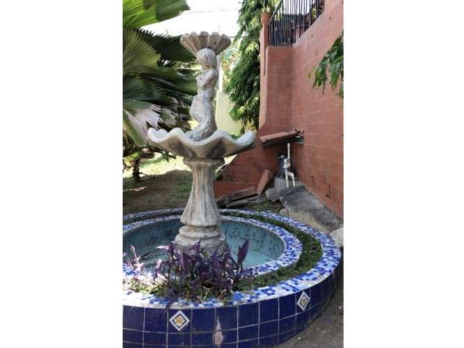 BETANIA / LOS ANGELES / 470M / 3 HABITACIONES / 3 PARKING / PISCINA - Imagen 13