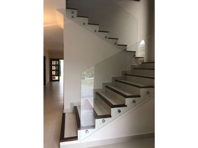 COSTA SUR / EL DORAL / 351M / 4 HABITACION / VACIA / ESTENAR PREVENTA