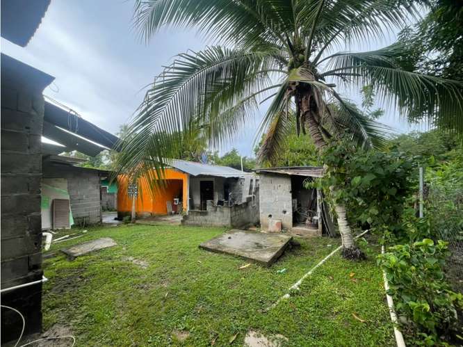 SE VENDE PROPIEDAD 827M EN SAN CARLOS CON 2 CASAS Y DEPOSITO CERCADA - Imagen 7
