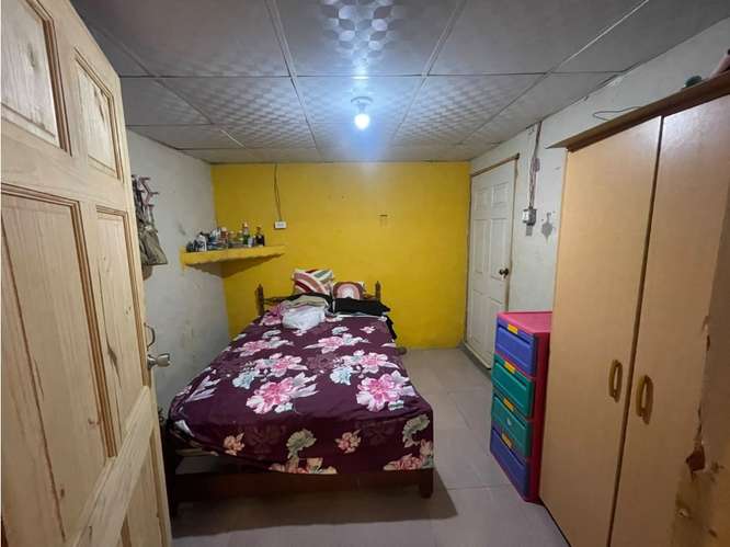 SE VENDE PROPIEDAD 827M EN SAN CARLOS CON 2 CASAS Y DEPOSITO CERCADA - Imagen 16