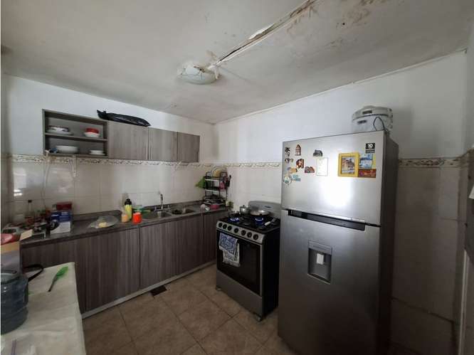 SE VENDE CASA EL CRISOL ALTOS DEL CRISOL 237M 3 HABITACION PATIO