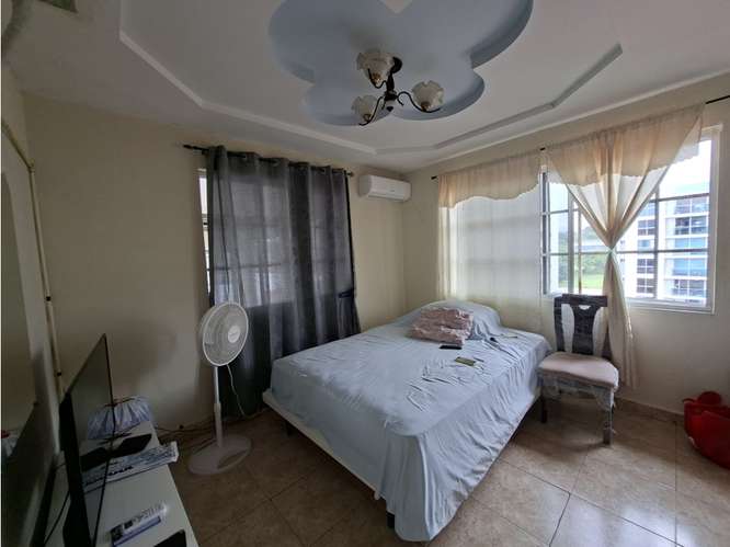 SE VENDE CASA EL CRISOL ALTOS DEL CRISOL 237M 3 HABITACION PATIO