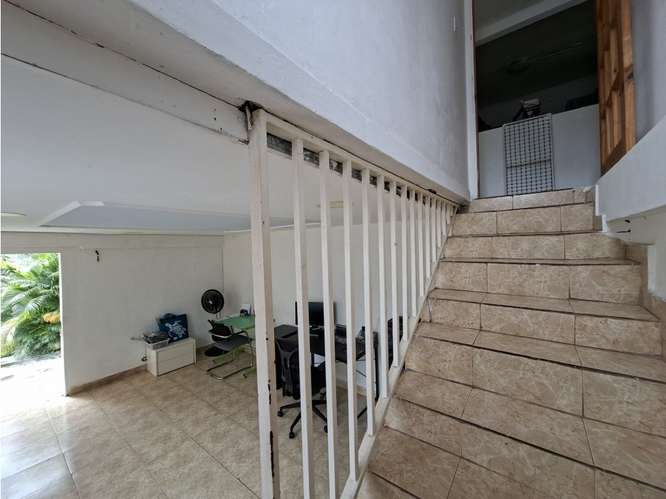 SE VENDE CASA EL CRISOL ALTOS DEL CRISOL 237M 3 HABITACION PATIO