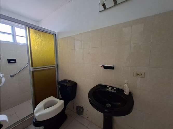 EL CRISOL / ALTOS DEL CRISOL / 237M / 3 HABITACION / 2 BAÑO / 2 PATIO