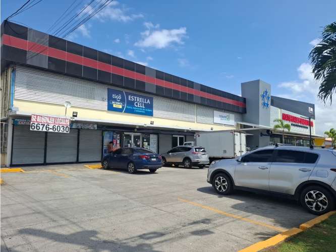 CAPIRA / PLAZA BUENA VISTA / 101 M2 / PLANTA BAJA / SIN DIVISIONES