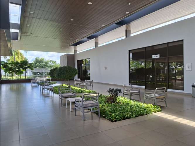 BRISAS DEL GOLF / VICTORIA / 256M / 3 HABITACIONES / PATIO / DUPLEX