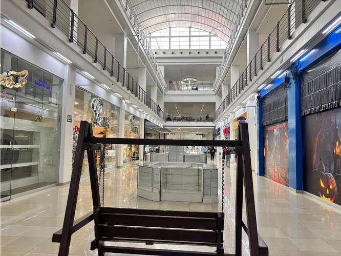 LOCAL COMERCIAL / LOS ANDES MALL  /  175M2 / PLANTA BAJA - Imagen 1