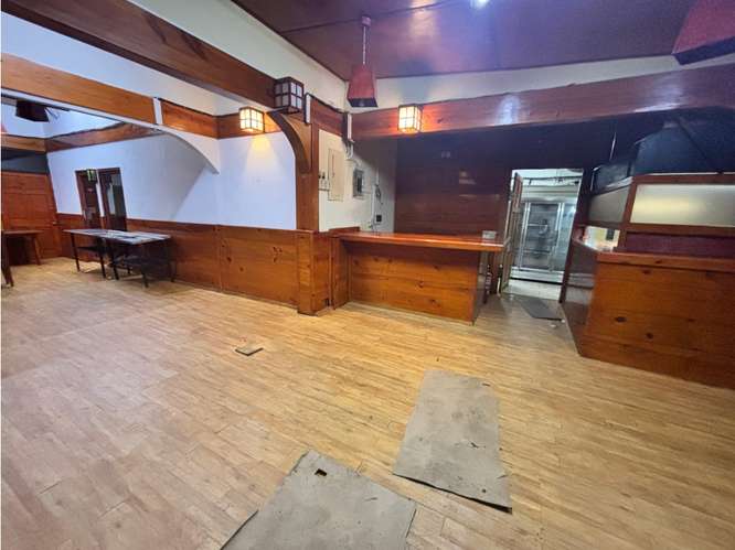 SAN FRANCISCO / CASA COMERCIAL / 307 M2 / VIA PRINCIPAL / 10 PARKING - Imagen 2
