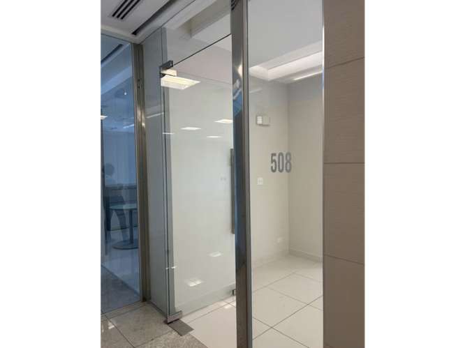 OFICINA  / COSTA DEL ESTE / BOULEVARD DEL ESTE / 125M2 /VIA PRINCIPAL