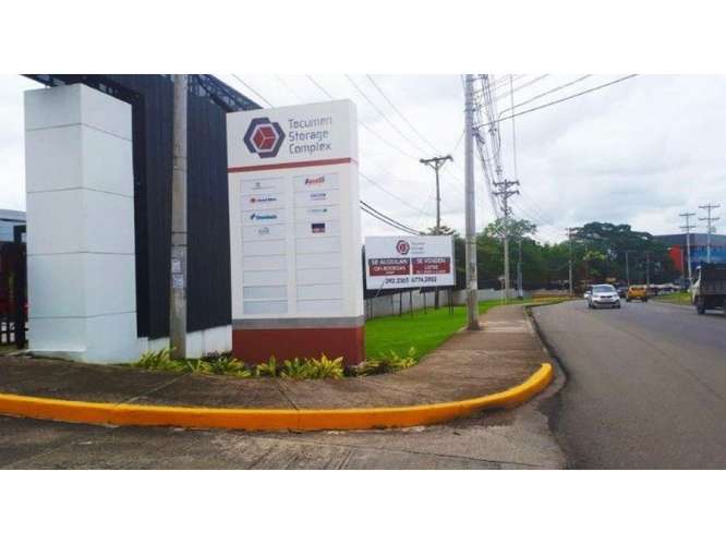 TERRENO EN PARQUE INDUSTRIAL / TOCUMEN STORAGE COMPLEX / 2,500 M2