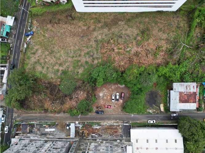 SE VENDE TERRENO COMERCIAL RIO ABAJO 5368M VIA ESPAÑA ZONA CENTRICA